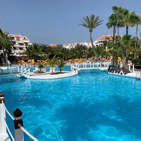 Sea View At Park Santiago Διαμέρισμα *